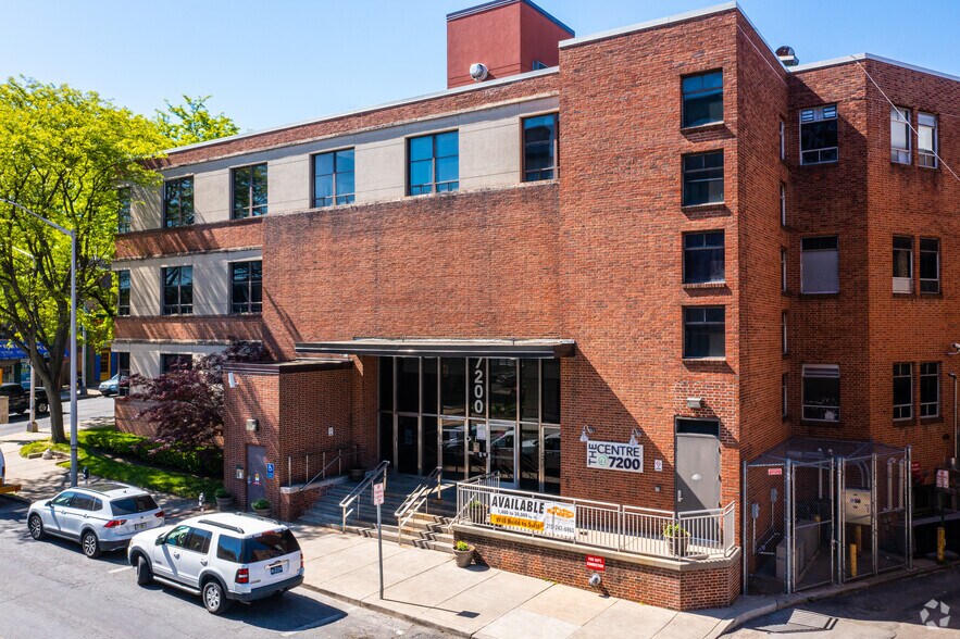 7200 Chestnut St, Upper Darby Township, PA à louer - Photo du bâtiment - Image 1 de 14