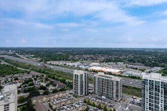 1235 Bayly St, Pickering, ON - Aerial  map view