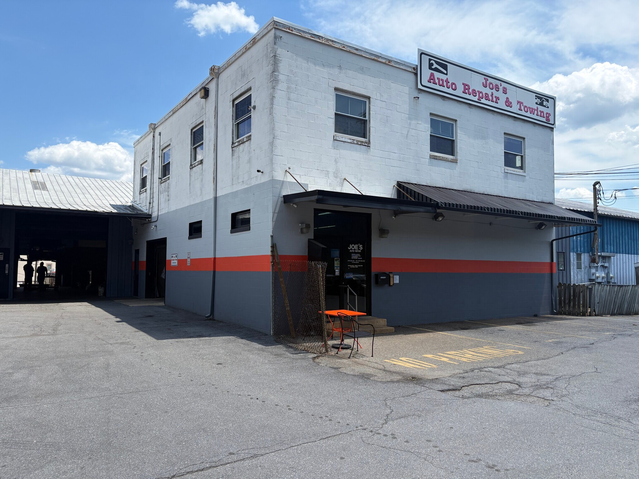 1120 Dillerville Rd, Lancaster, PA for lease Primary Photo- Image 1 of 12