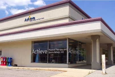 411-457 Standale Plz NW, Grand Rapids, MI for lease - Building Photo - Image 3 of 19