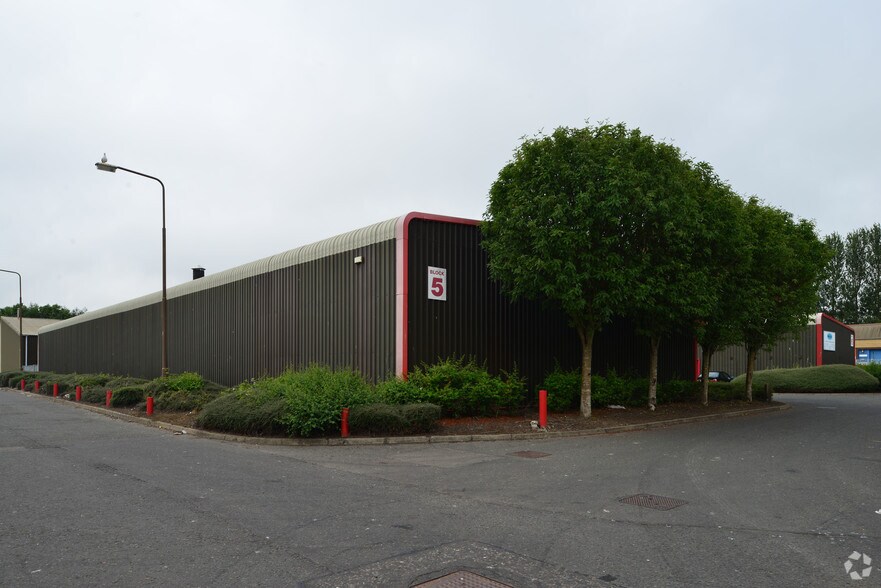 Whiteside Industrial Estate, Bathgate à louer - Photo du bâtiment - Image 2 de 4