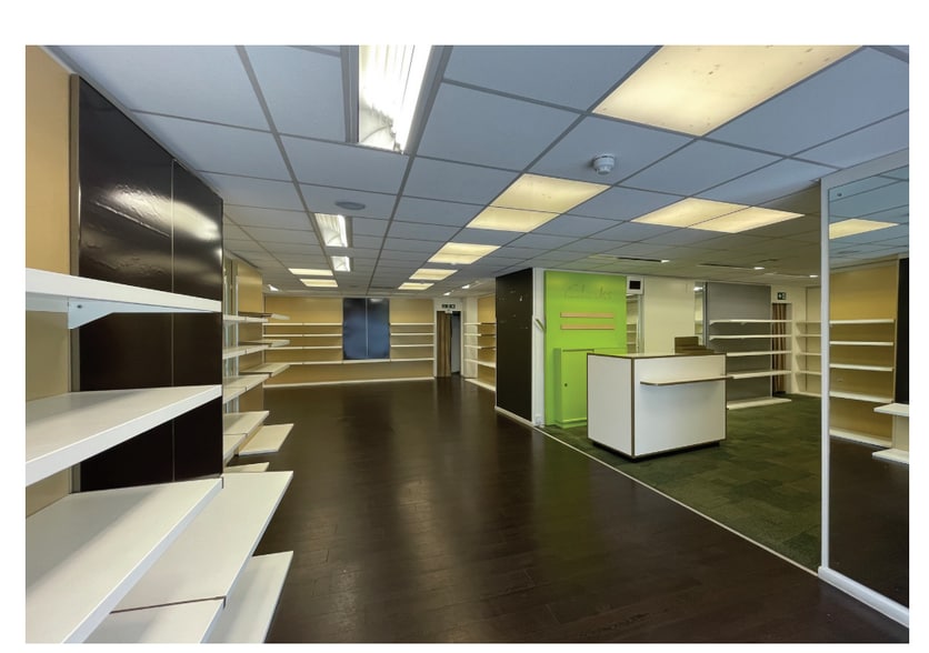 14-16 Main St, Larne à vendre - Photo intérieure - Image 2 de 4