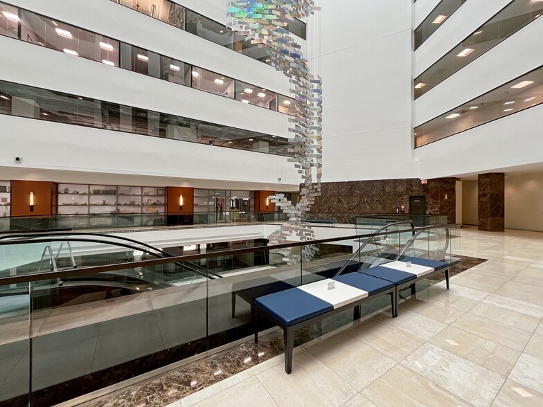 3 Bethesda Metro Center, Bethesda, MD for lease - Building Photo - Image 3 of 19