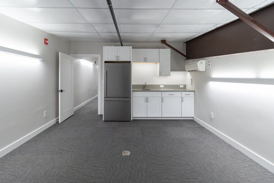 454 Stevens Dr, Richland, WA à louer - Photo du bâtiment - Image 3 de 17