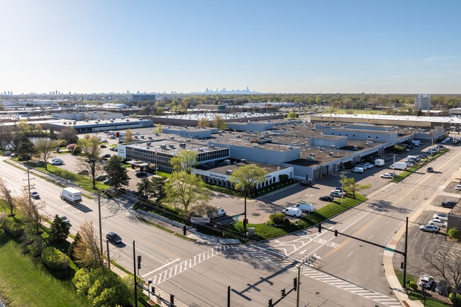 Plus de détails pour 6201-6299 W Howard St, Niles, IL - Local d'activités à louer