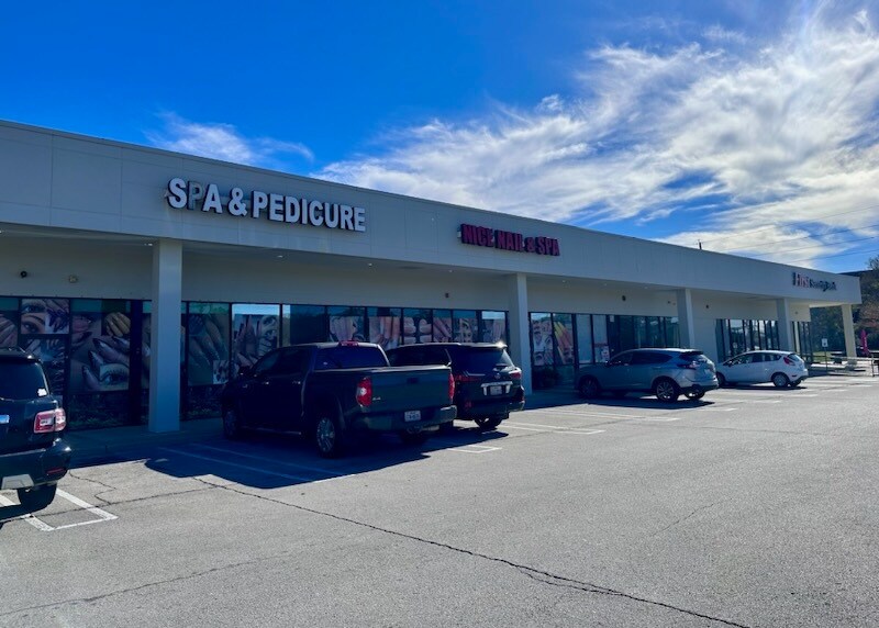 8350 Phelan Blvd, Beaumont, TX à louer - Photo du bâtiment - Image 2 de 4