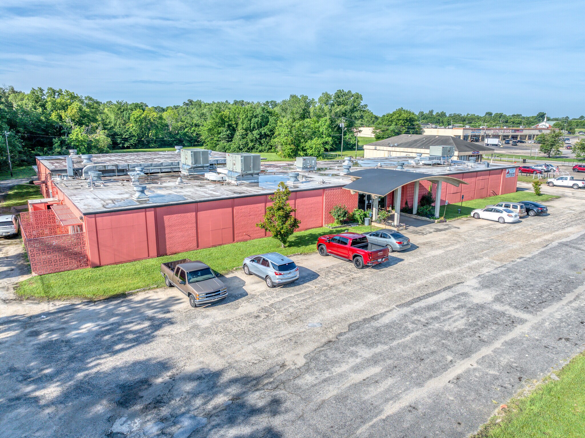 2530 E South Blvd, Montgomery, AL à vendre Photo du bâtiment- Image 1 de 30