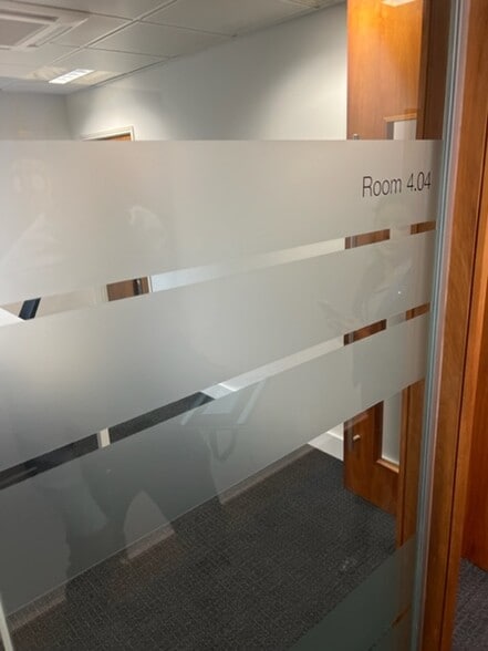 17 Hanover Sq, London for lease - Interior Photo - Image 3 of 6