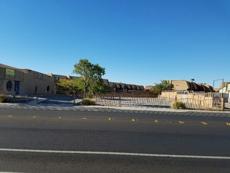 5040 Edna Ave, Las Vegas, NV for lease - Building Photo - Image 2 of 69