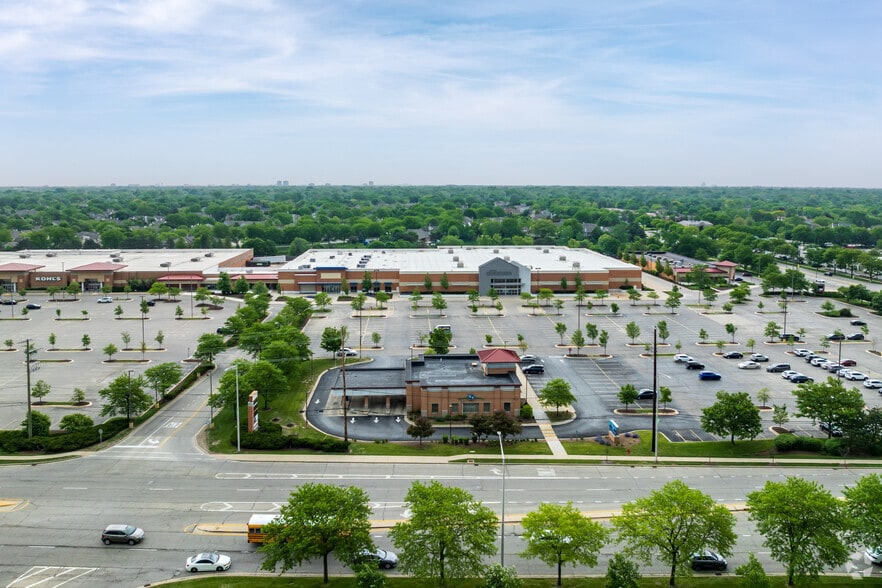 101-105 N Barrington Rd, Schaumburg, IL for sale - Aerial - Image 2 of 7