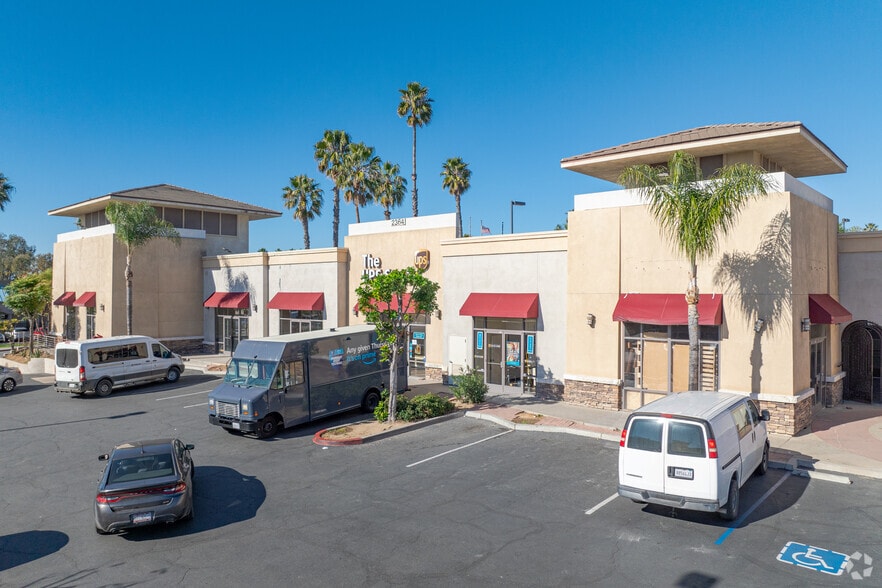 2364 Roll Dr, San Diego, CA for sale - Building Photo - Image 2 of 21