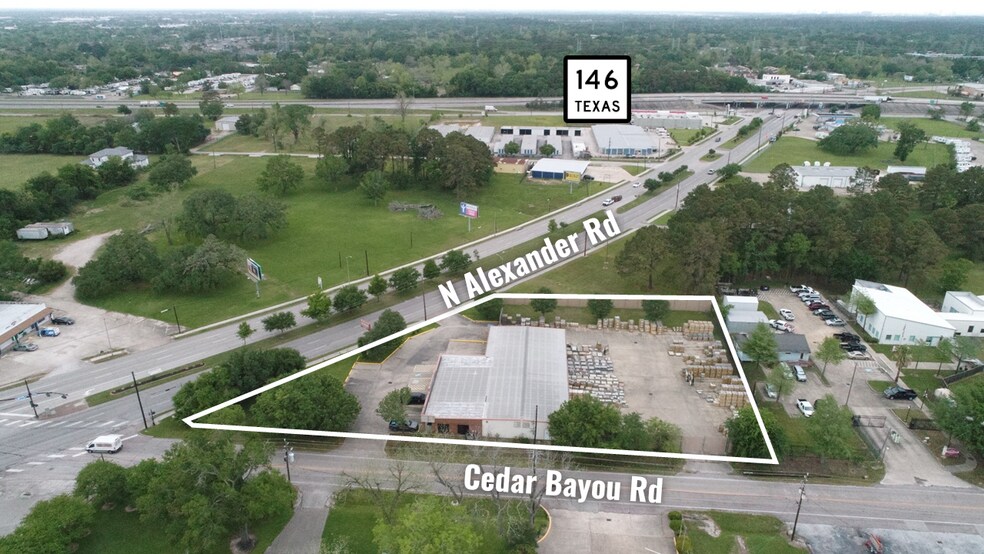 2800 N Alexander Dr, Baytown, TX à vendre - Photo du bâtiment - Image 3 de 5