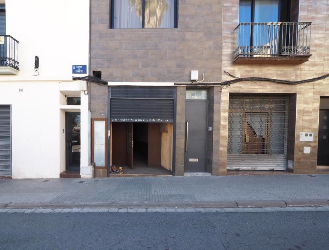 Terrassa, BAR 08221 - Unit 01 -  - Interior Photo - Image 1 of 11