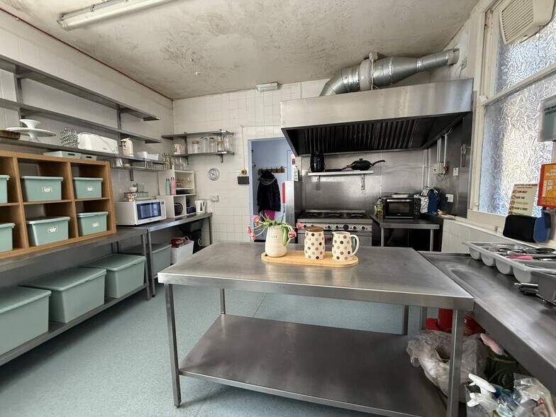 1 High St, Auchterarder à vendre - Photo du bâtiment - Image 3 de 13