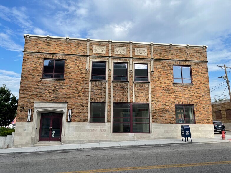 1800 Wyandotte St, Kansas City, MO à louer - Photo du bâtiment - Image 2 de 6