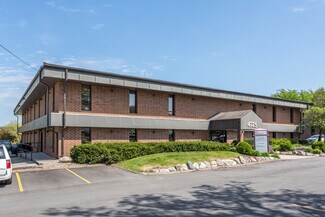 Plus de détails pour 4725 Merle Hay Rd, Des Moines, IA - Bureau à louer