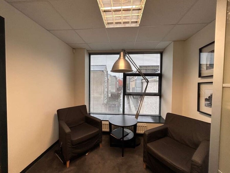 128A Eglantine Av, Belfast à louer - Photo du bâtiment - Image 2 de 4