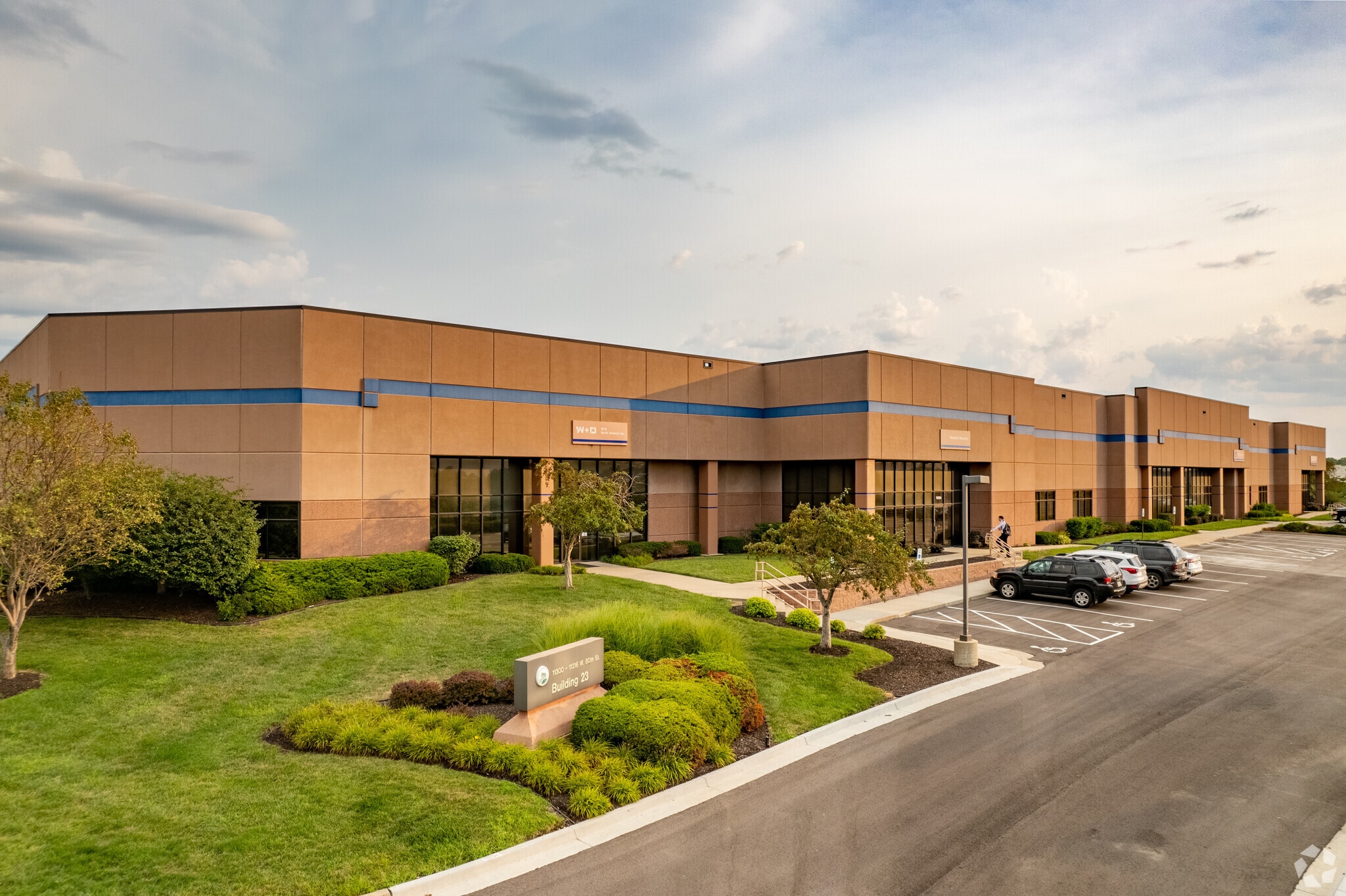 11300-11316 W 80th St, Lenexa, KS for lease Primary Photo- Image 1 of 6