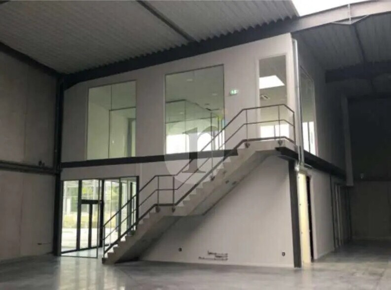 Bureau dans Roncq à louer - Photo intérieure - Image 2 de 11