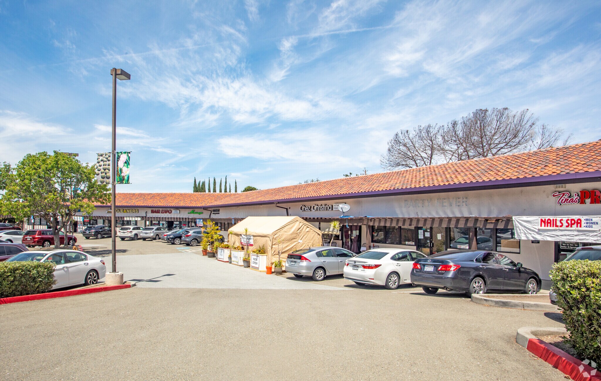1303-1369 Jacklin Rd, Milpitas, CA à louer Photo du bâtiment- Image 1 de 7