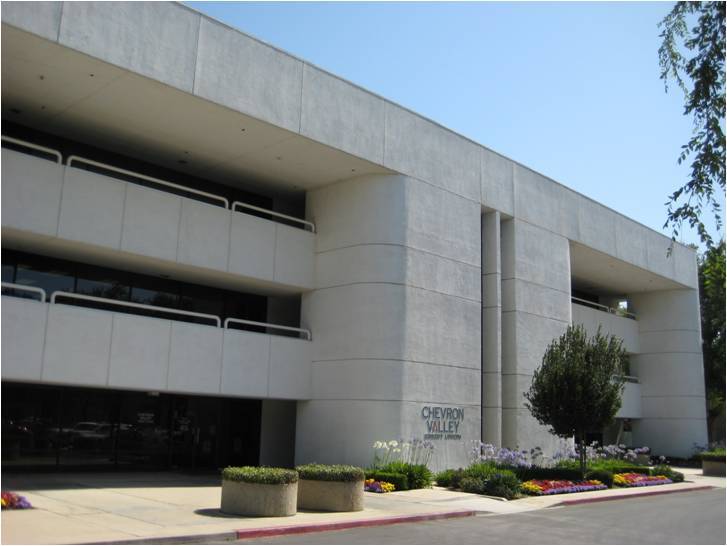 5555 California Ave, Bakersfield, CA à louer - Photo du bâtiment - Image 3 de 6