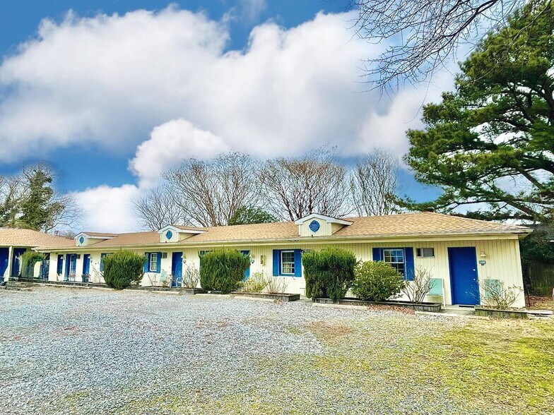 6151 Maddox Blvd, Chincoteague, VA à vendre - Photo du bâtiment - Image 2 de 7