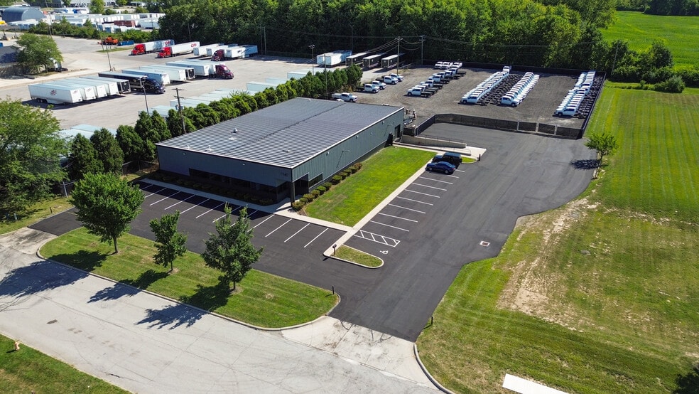 1940 Lone Eagle St, Columbus, OH for lease - Building Photo - Image 1 of 18