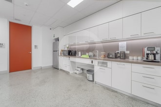 244 Macquarie St, Liverpool à louer Photo intérieure- Image 2 de 5