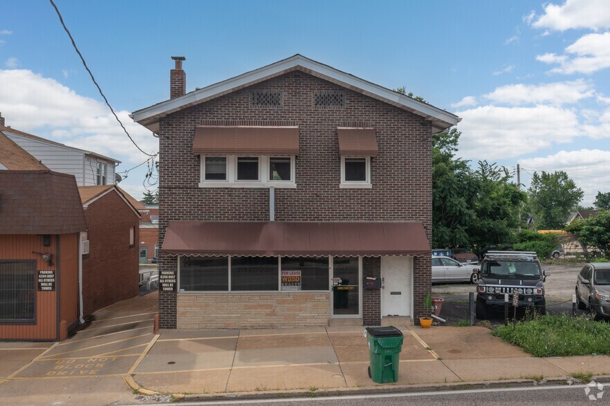 8206 Gravois Ave, Saint Louis, MO à louer - Photo du bâtiment - Image 3 de 5