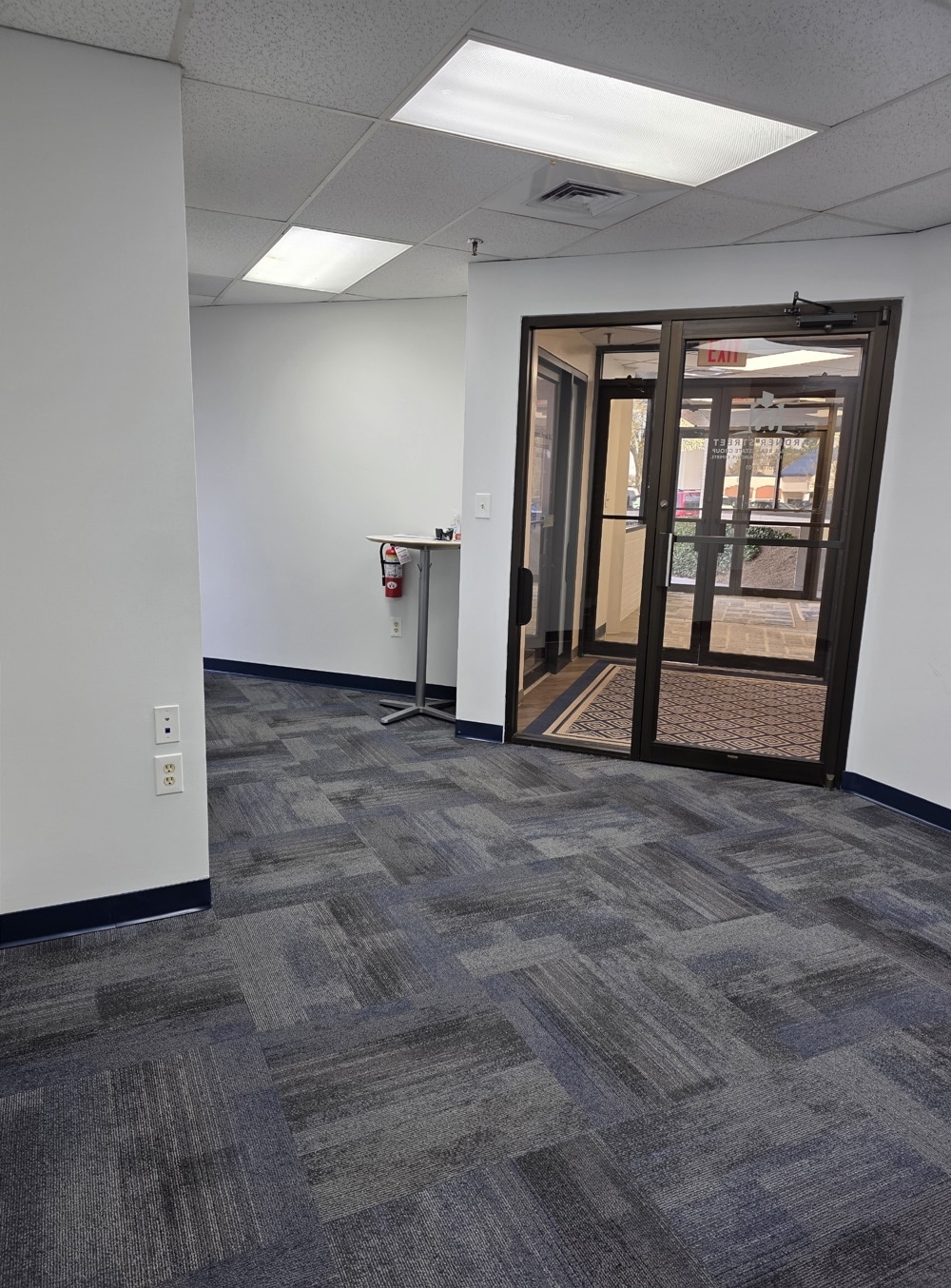 9902 Carver Rd, Cincinnati, OH à louer Photo intérieure- Image 1 de 4