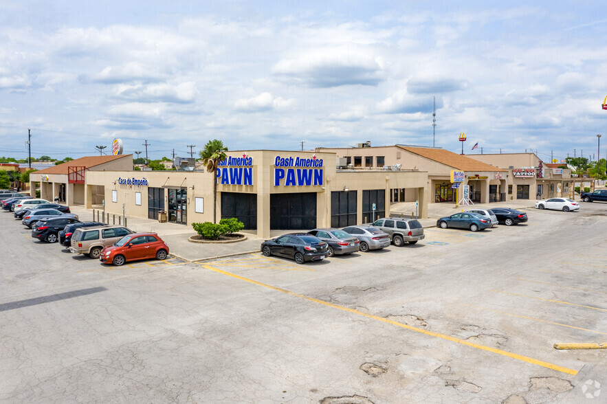 410 Valley Hi Dr, San Antonio, TX for lease - Building Photo - Image 1 of 11