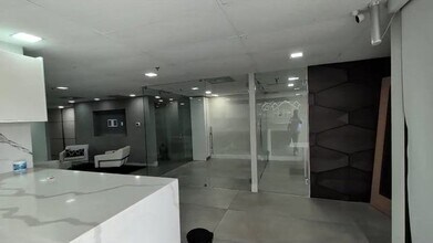 5400-5416 NW 72nd Ave, Miami, FL for lease - Commercial Listing Video 