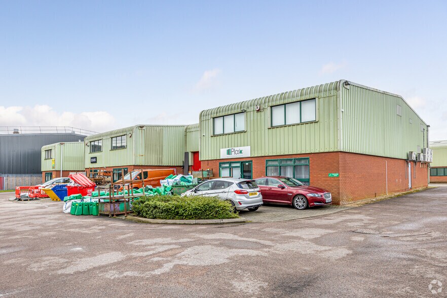 Watchmead, Welwyn Garden City à louer - Photo du bâtiment - Image 2 de 2