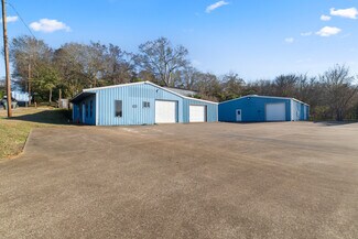 More details for 1106 E Main St, Nacogdoches, TX - Industrial for Sale
