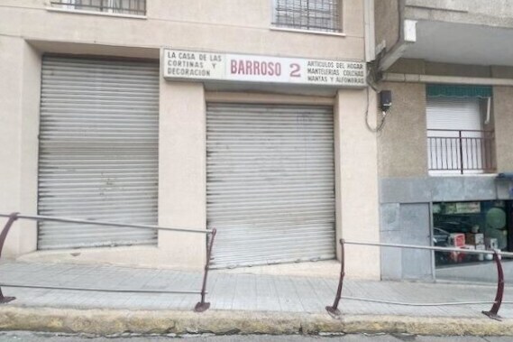 Immeuble residentiel dans Sant Feliu de Llobregat, Barcelona à vendre - Photo intérieure - Image 1 de 1