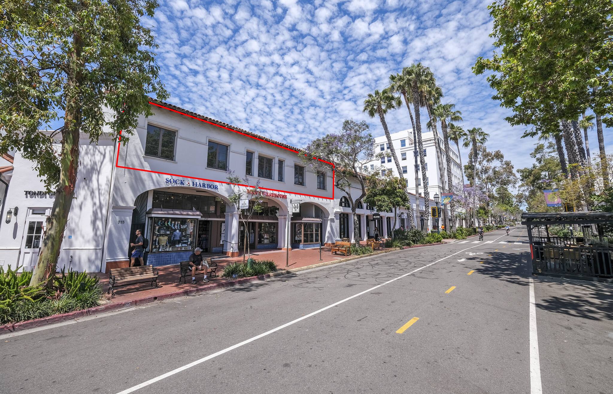 715 State St, Santa Barbara, CA à louer Photo du bâtiment- Image 1 de 5