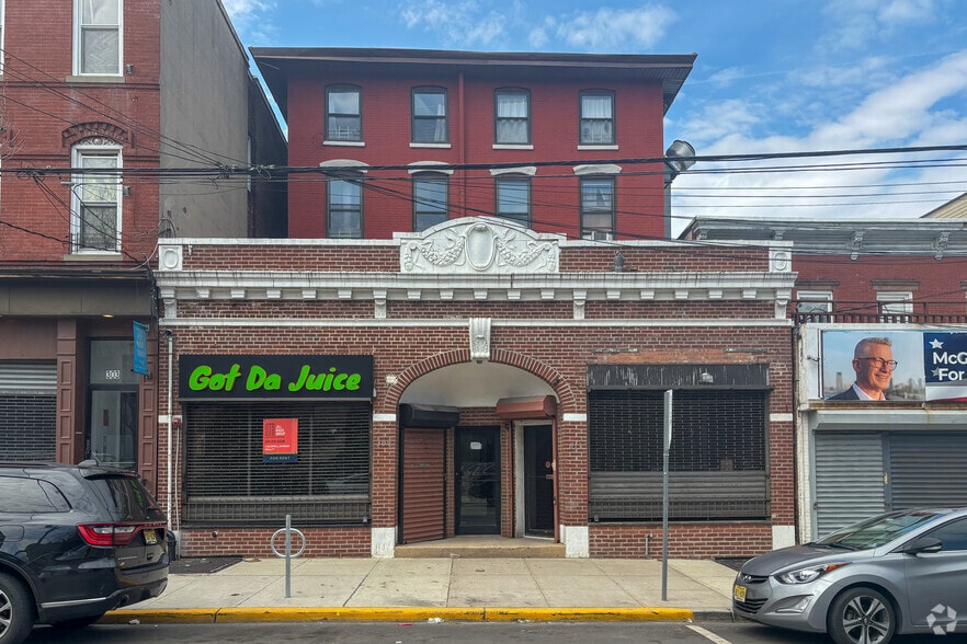 309-311 Pacific Ave, Jersey City, NJ for sale - Primary Photo - Image 1 of 1