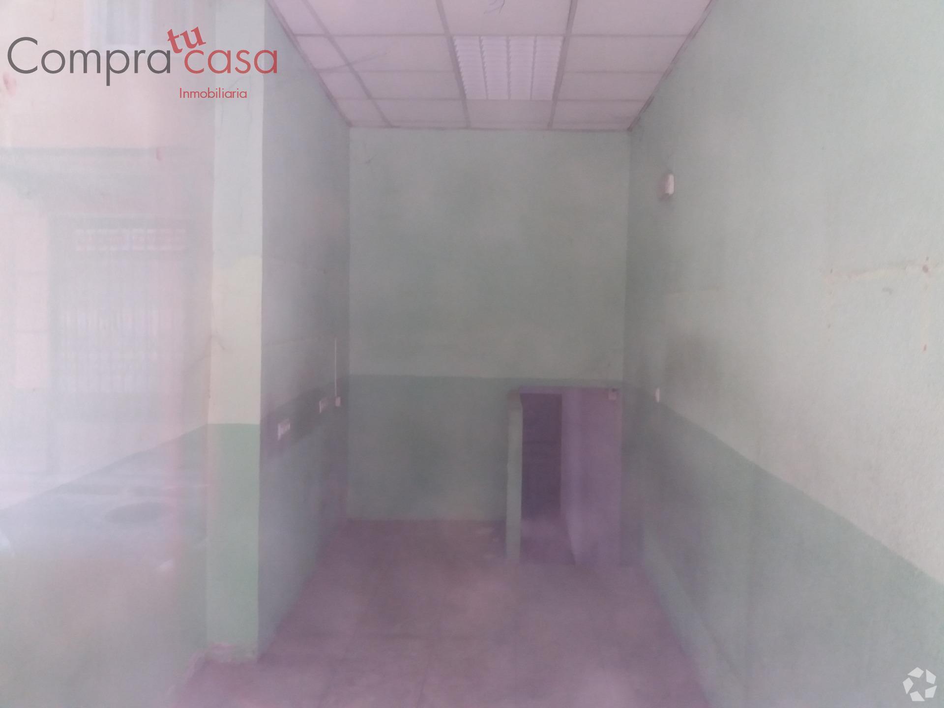 Retail in Segovia, Segovia for lease Interior Photo- Image 1 of 1