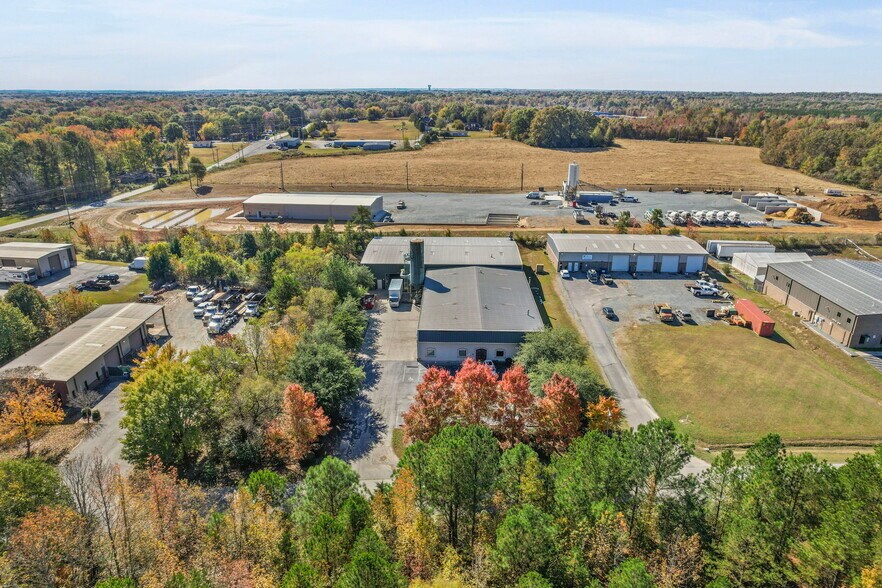 3213 Westwood Industrial Dr, Monroe, NC à vendre - Photo du bâtiment - Image 2 de 22
