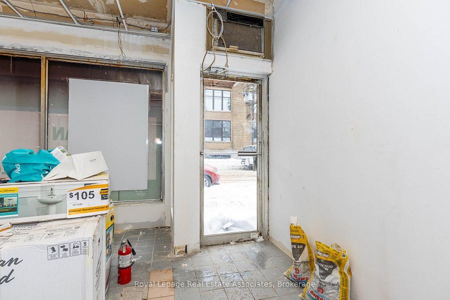 198 Bathurst St, Toronto, ON for lease Interior Photo- Image 1 of 5