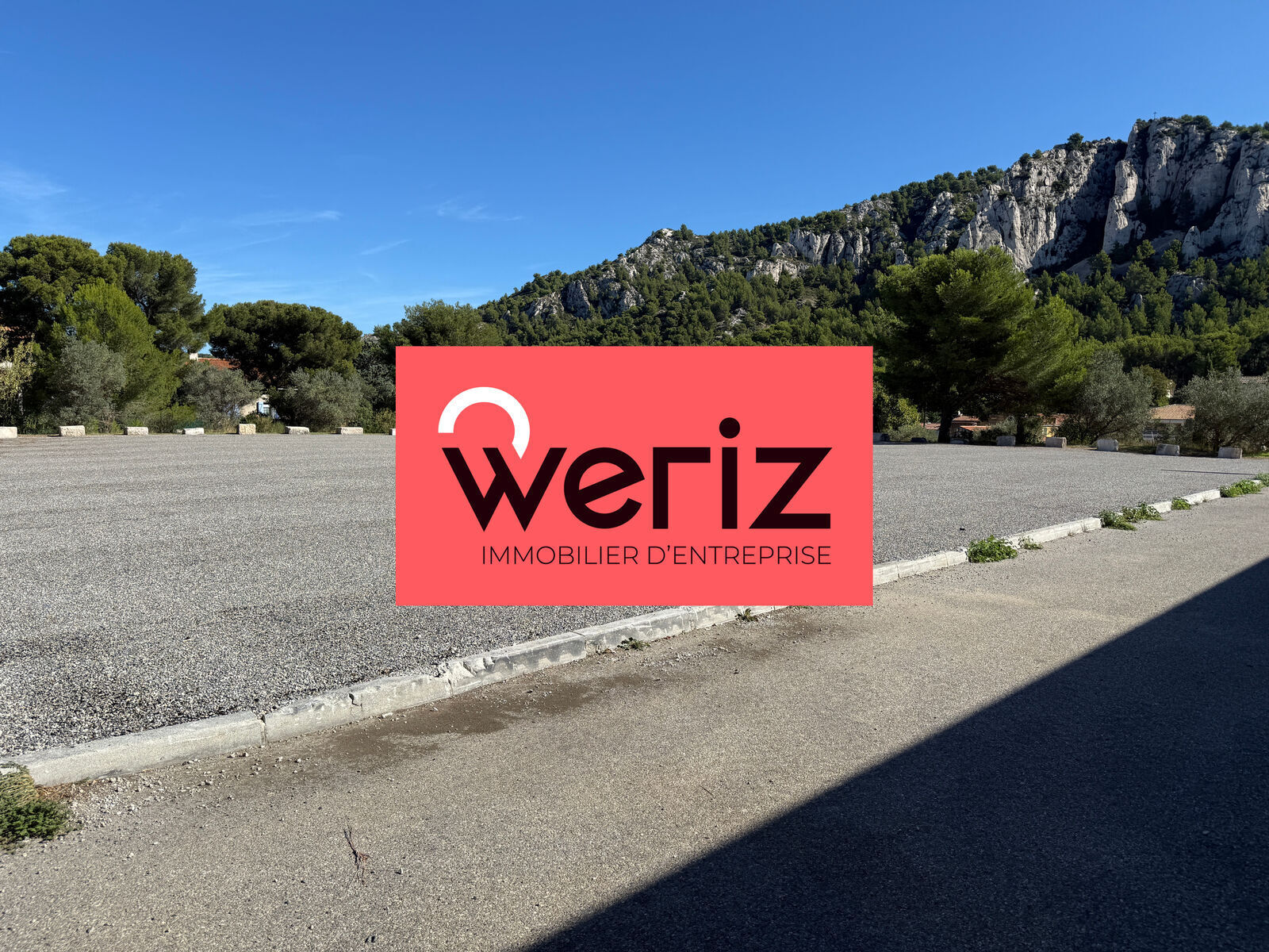 Industrial in Marseille for lease Building Photo- Image 1 of 7