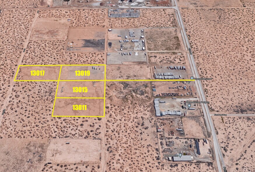 13019 Pellicano Drive, El Paso, TX à louer - Photo du bâtiment - Image 3 de 25