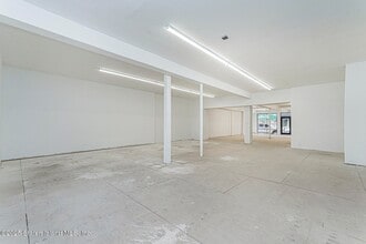 1256 Bay St, Staten Island, NY for lease Interior Photo- Image 2 of 7