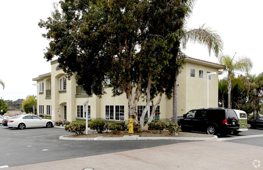 336 Encinitas Blvd, Encinitas, CA for lease - Building Photo - Image 2 of 29