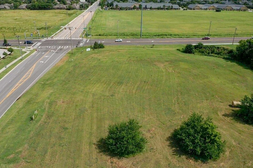 SW 134th & S. May Ave, Oklahoma City, OK à vendre - Aérien - Image 1 de 1