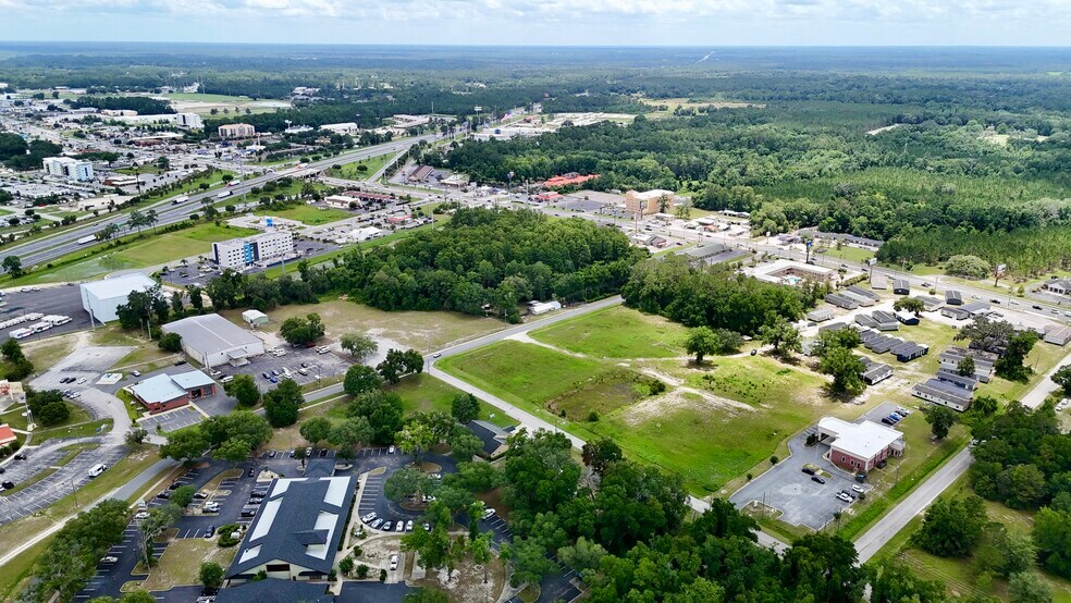 3650 NW Devane St, Lake City, FL à louer - Aérien - Image 3 de 8