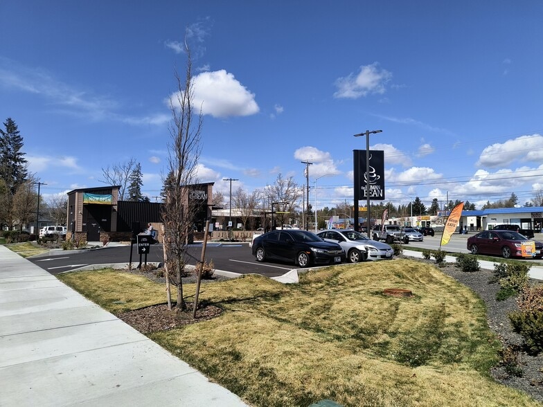 2503 Northwest blvd, Spokane, WA à vendre - Photo du bâtiment - Image 2 de 5