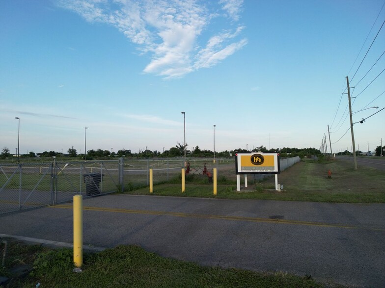 38963 23 Hwy, Buras, LA à vendre - Photo du bâtiment - Image 3 de 16