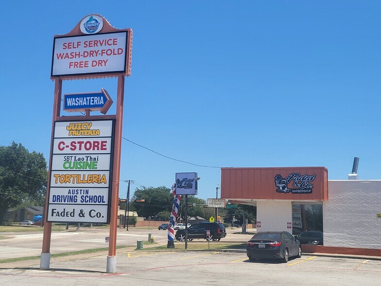 2006 W Buckingham Rd, Garland, TX à vendre - Photo du bâtiment - Image 3 de 4