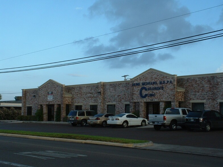 1525 E 6th St, Weslaco, TX à louer - Photo du bâtiment - Image 3 de 3